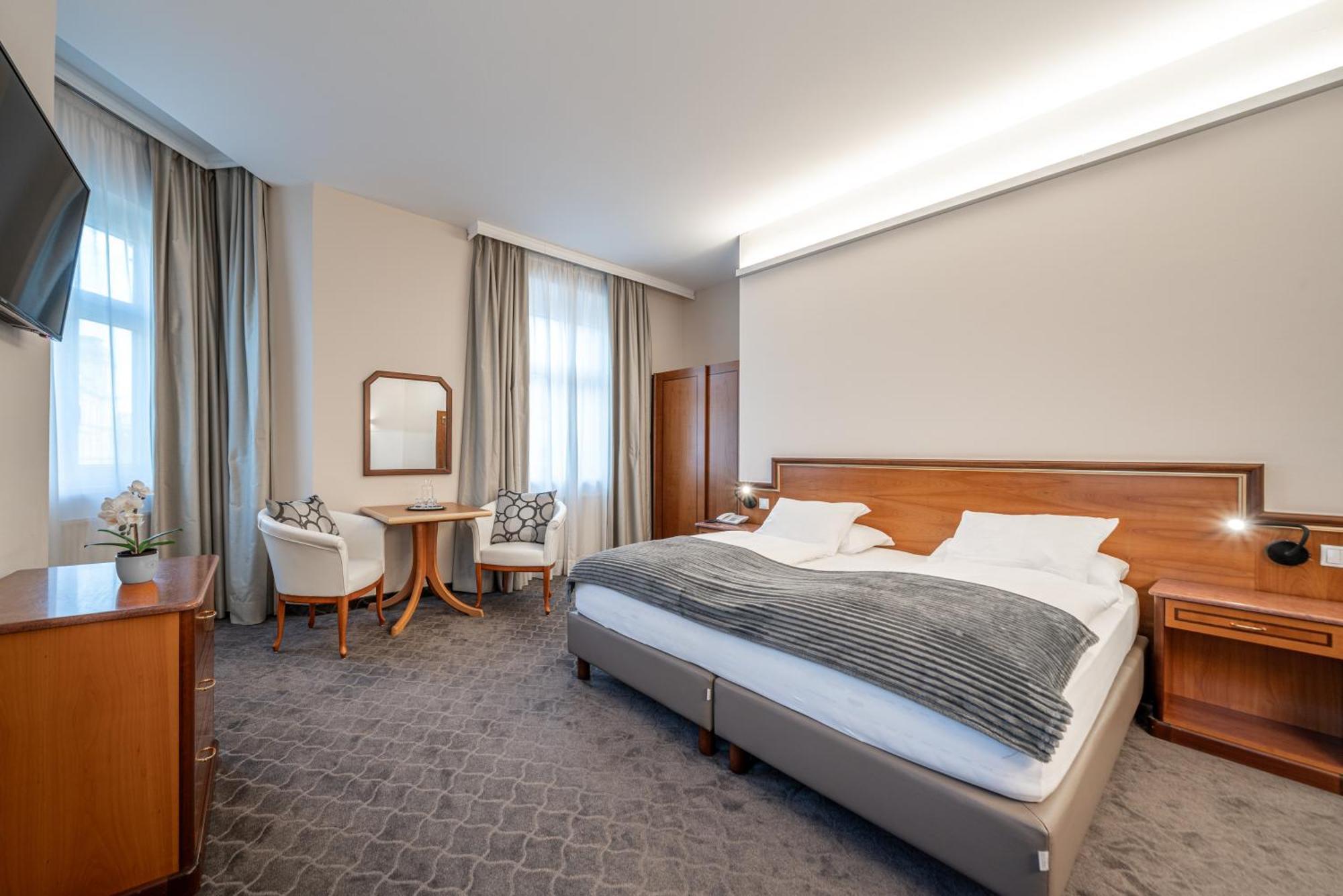 Hotel Neue Post I Self Check-In إنسبروك المظهر الخارجي الصورة