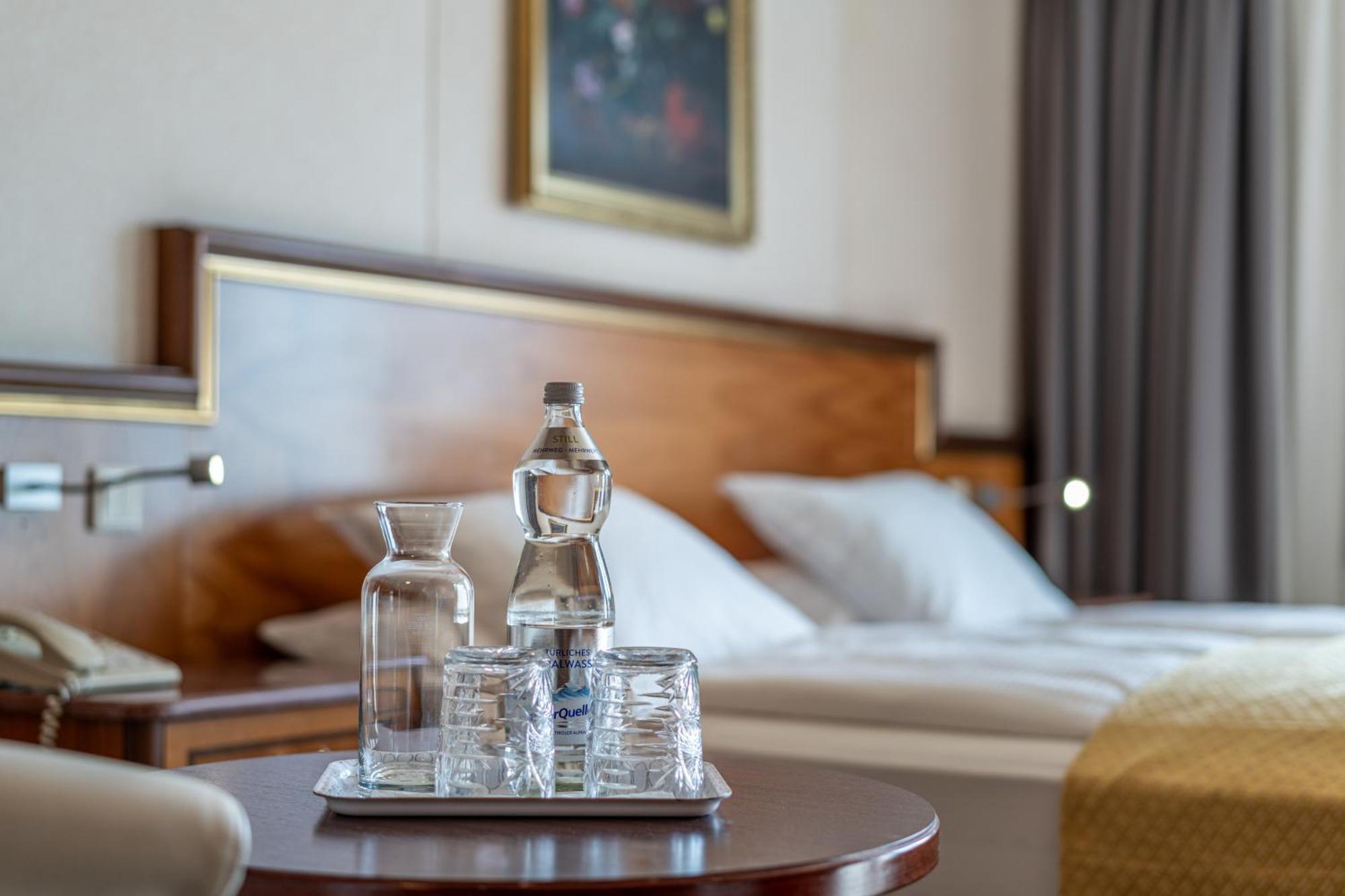 Hotel Neue Post I Self Check-In إنسبروك المظهر الخارجي الصورة