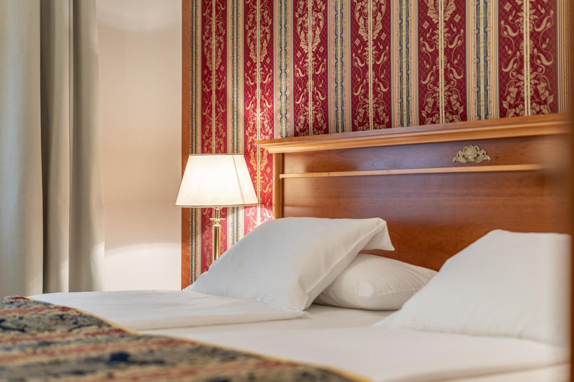Hotel Neue Post I Self Check-In إنسبروك الغرفة الصورة