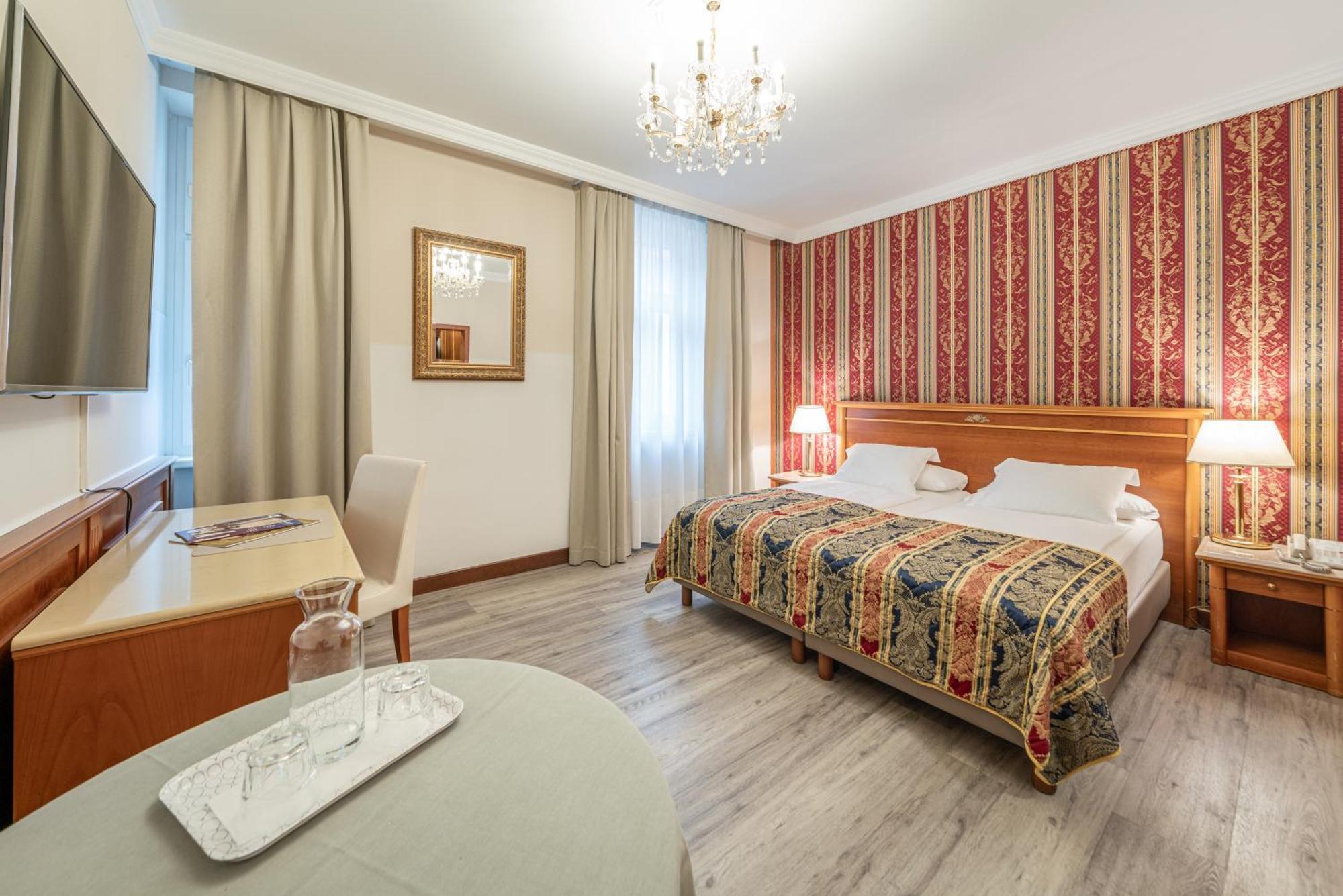 Hotel Neue Post I Self Check-In إنسبروك المظهر الخارجي الصورة