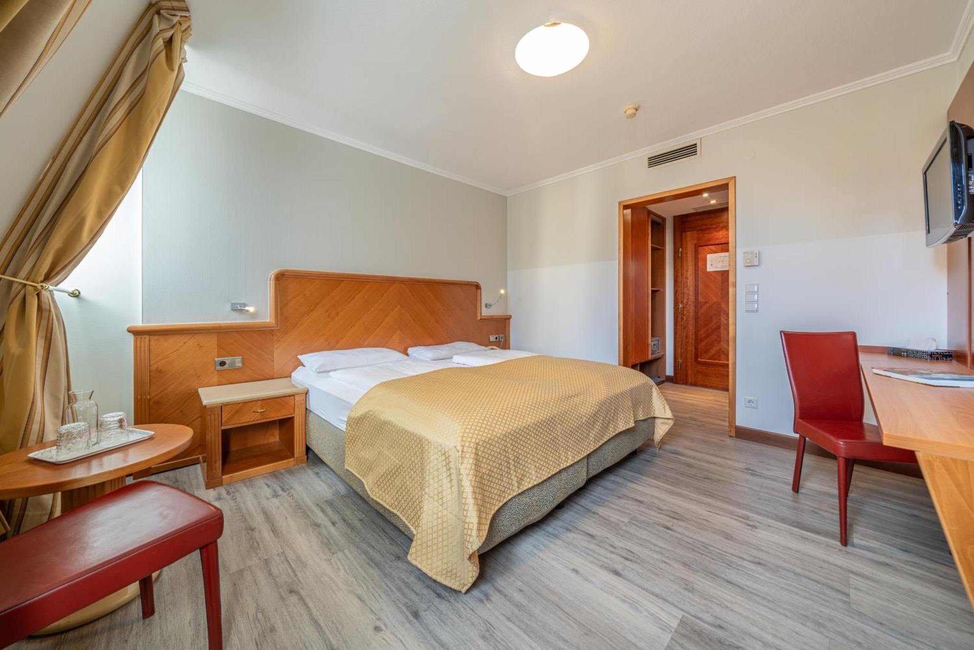 Hotel Neue Post I Self Check-In إنسبروك المظهر الخارجي الصورة