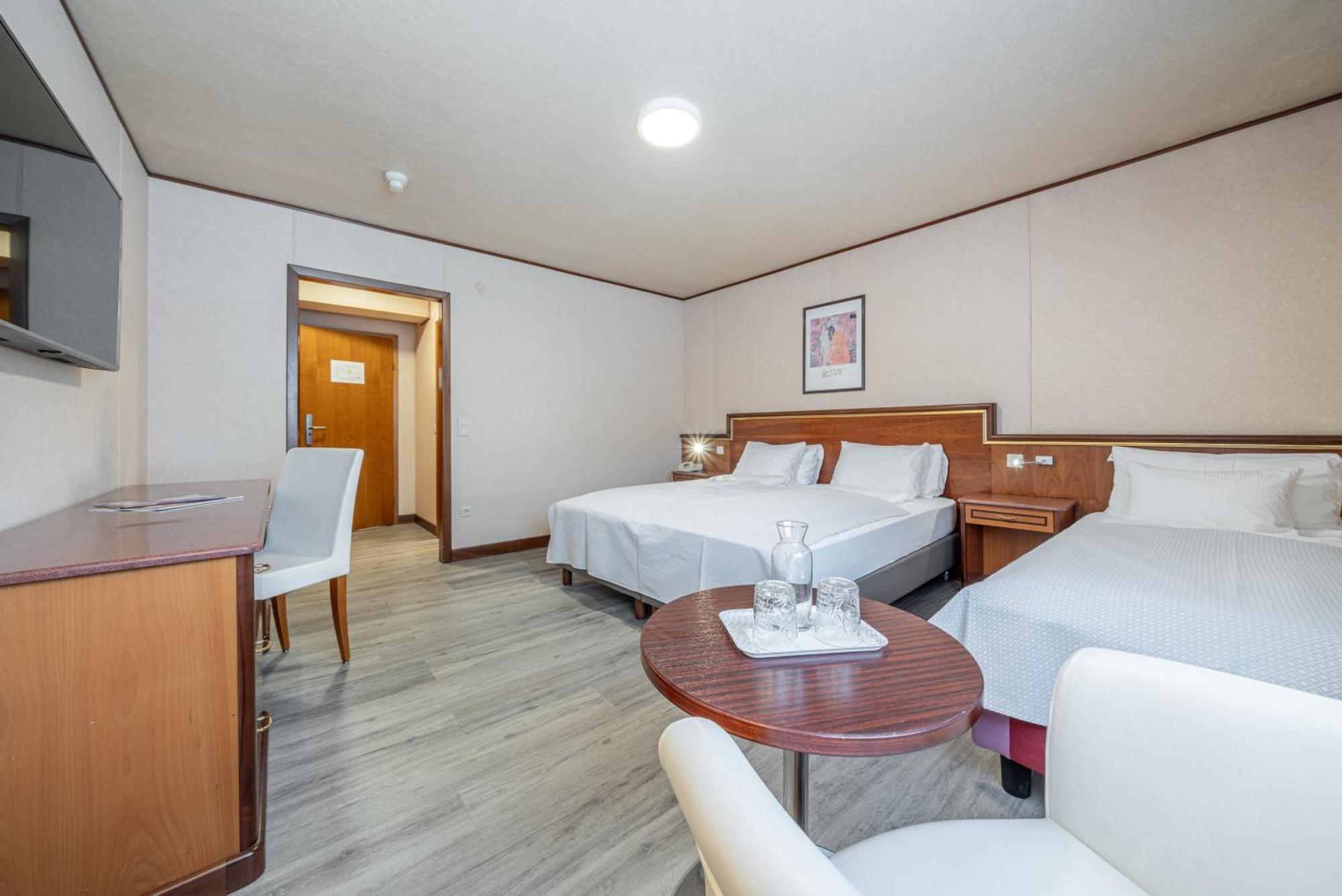 Hotel Neue Post I Self Check-In إنسبروك المظهر الخارجي الصورة