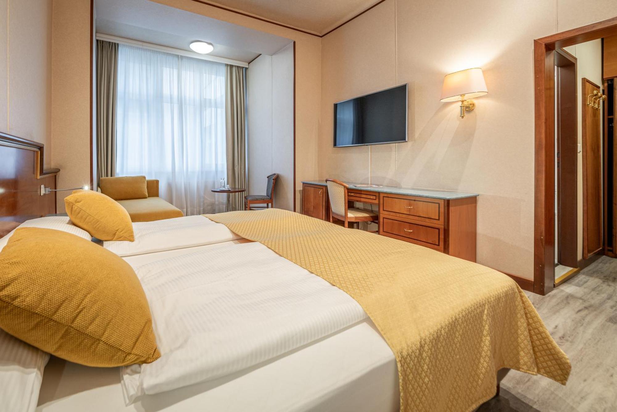 Hotel Neue Post I Self Check-In إنسبروك المظهر الخارجي الصورة