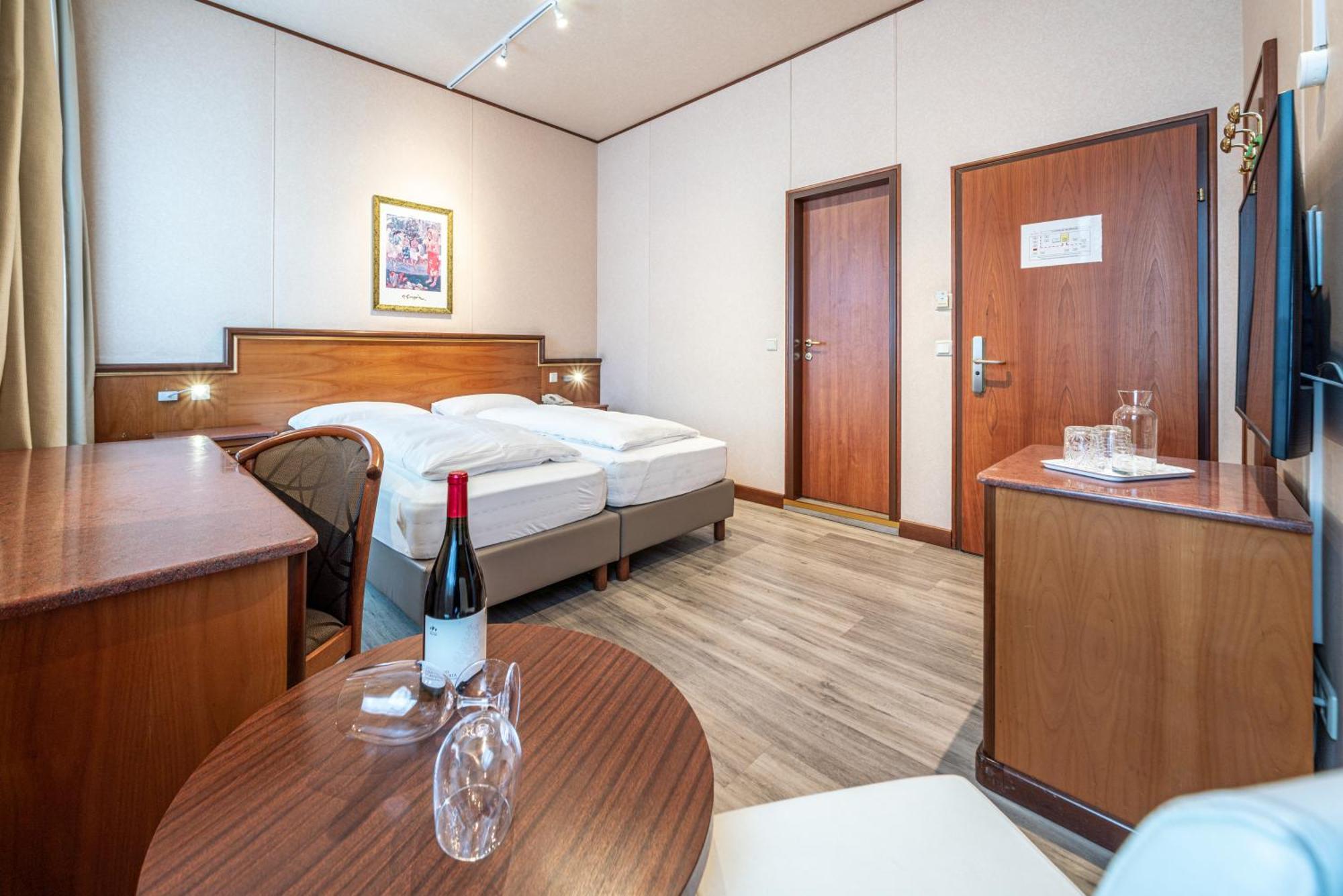 Hotel Neue Post I Self Check-In إنسبروك المظهر الخارجي الصورة